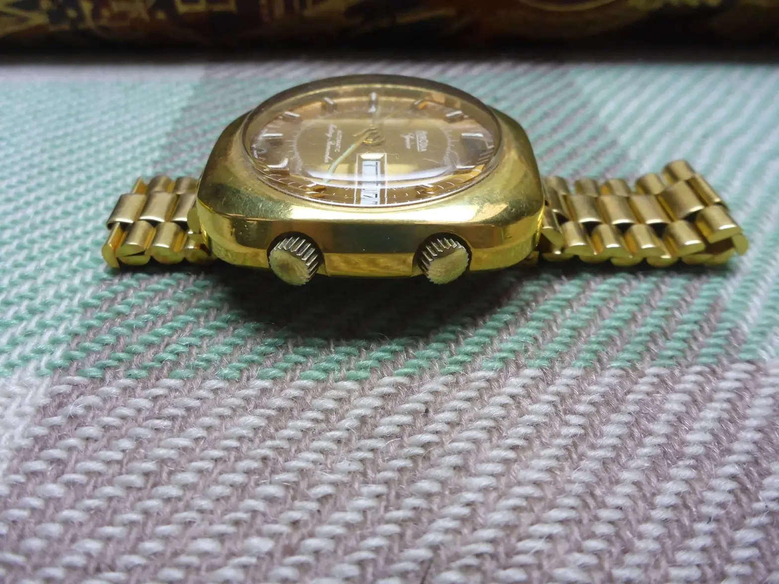 2275665899.webp 2275665899.webp