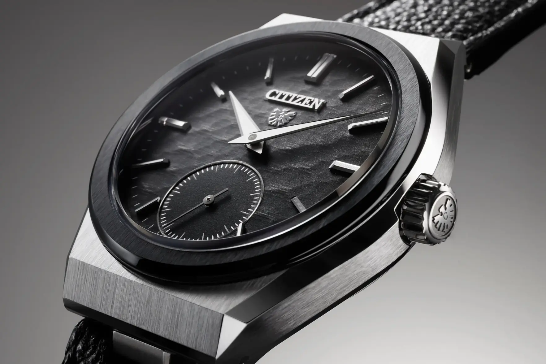 The-Citizen-Calibre-0200-Limited-Edition-7.webp