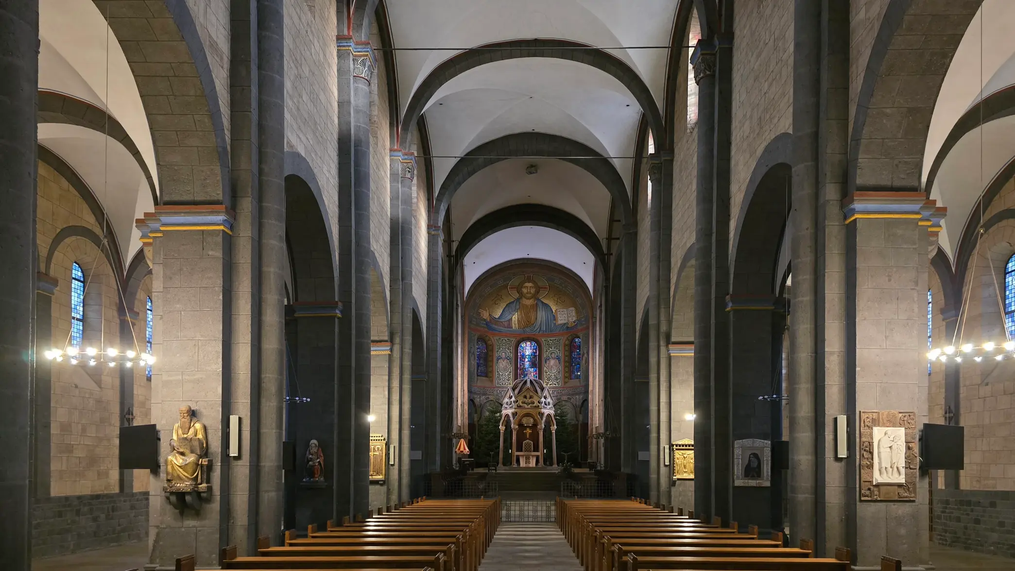 Maria Laach (1).webp