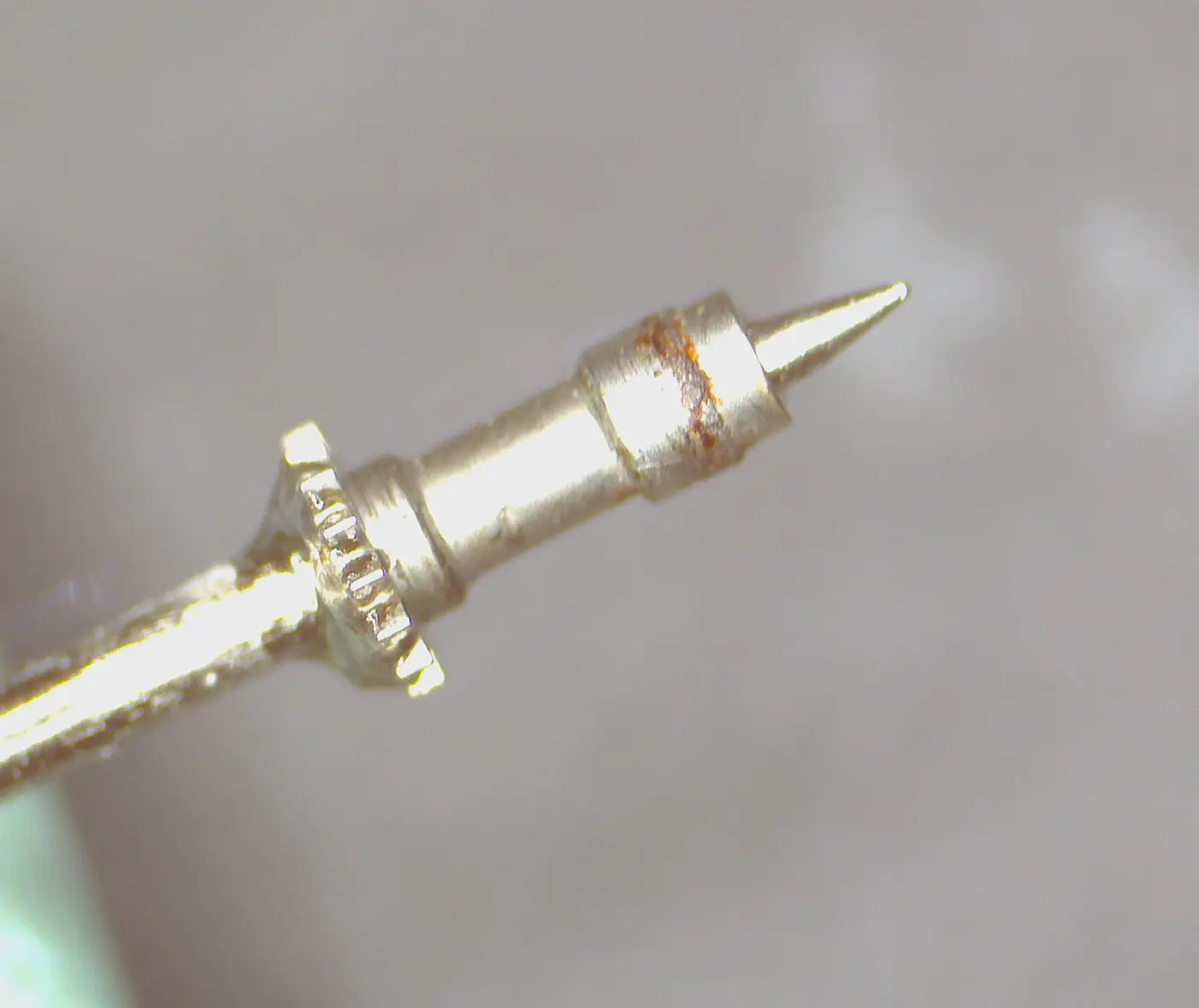 Canon Pinion Mounted.webp