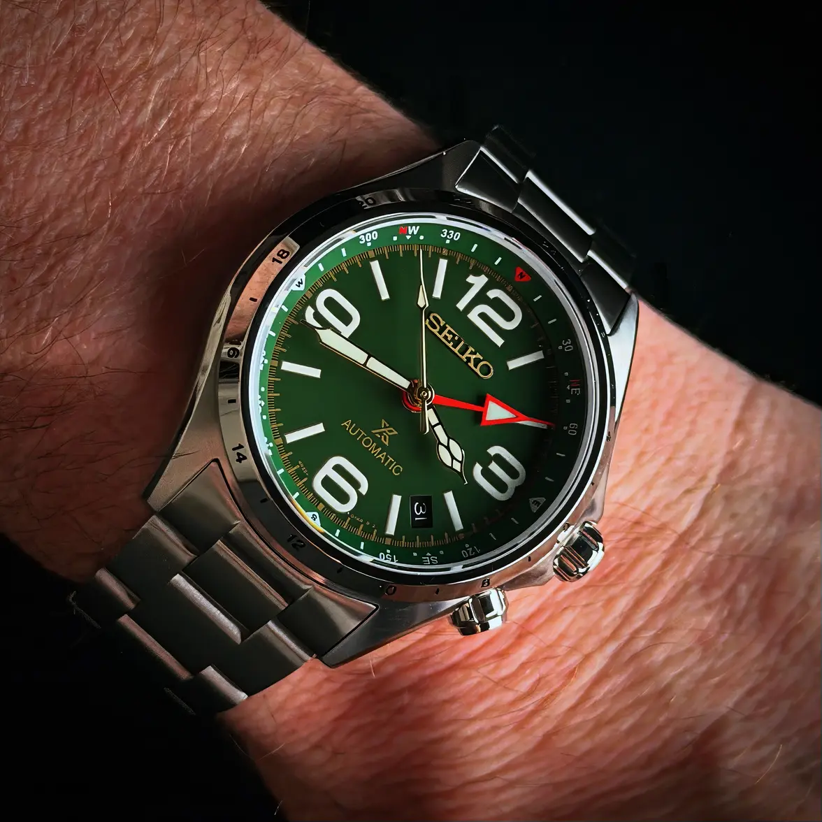 GREEN ALPINIST GMT 1.webp