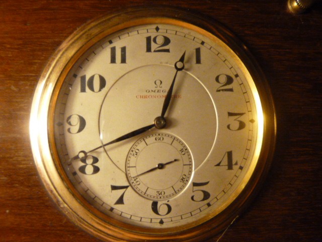 Omega Clock Chronometer with box with plate 3.jpg