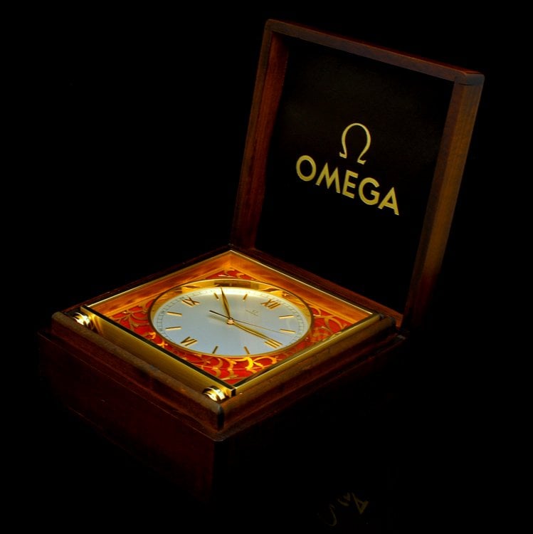 Omega clock 14.jpg