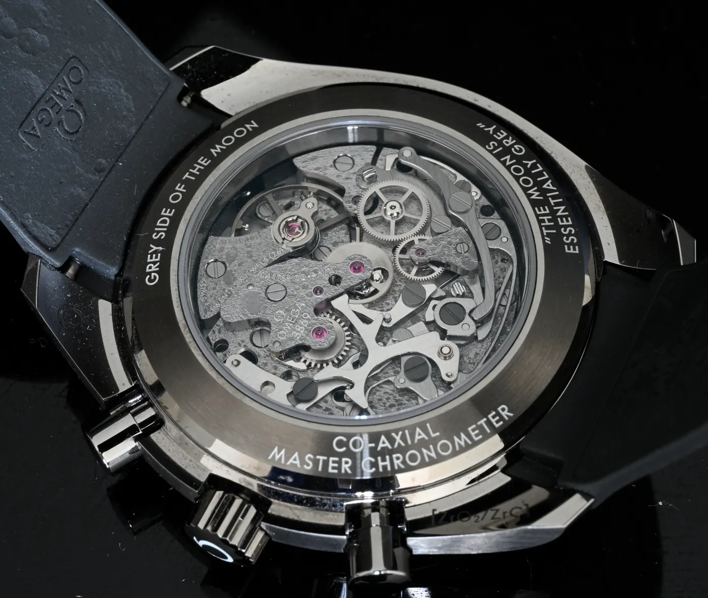 Grey_Side_13.webp