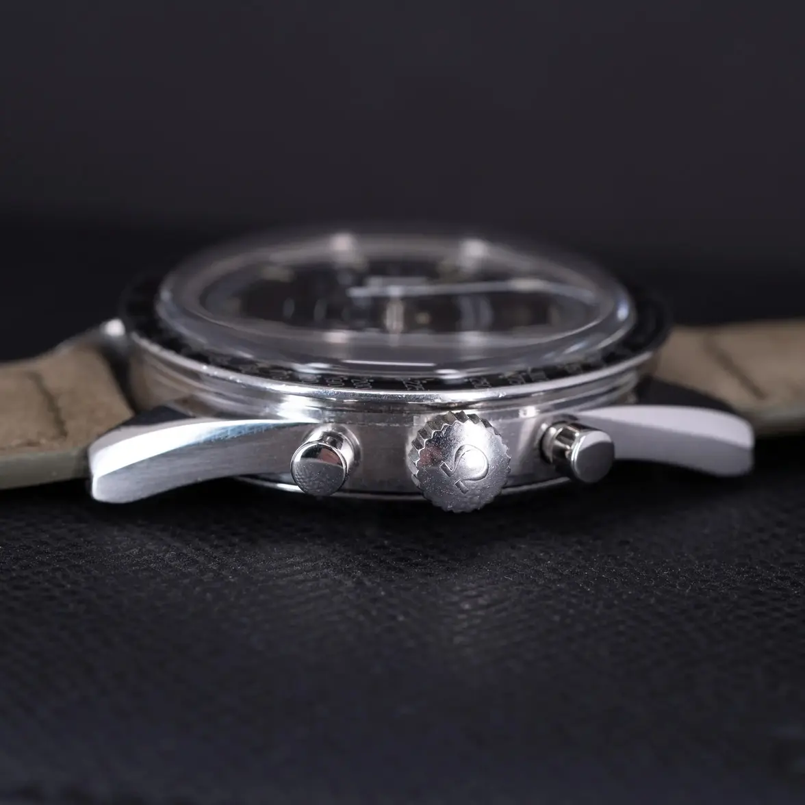 Omega-Speedmaster-2998-61-4.webp