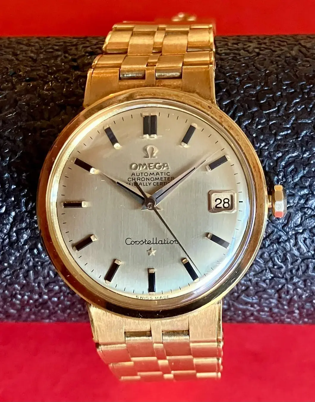 omega-constellation-gold-18-kt.webp