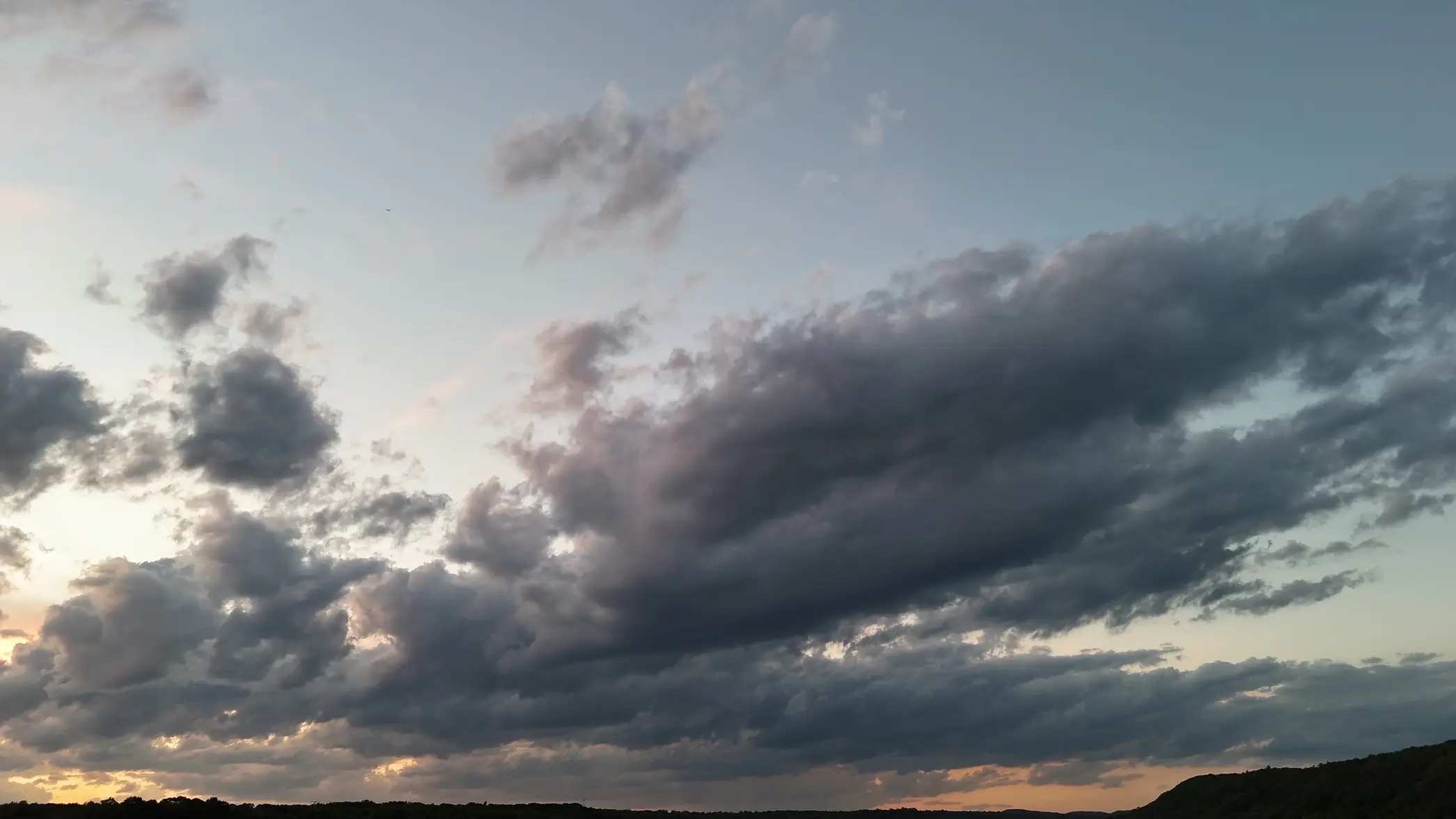 dji_fly_20260618_204202_0004_1781830148546_photo_beautify.webp
