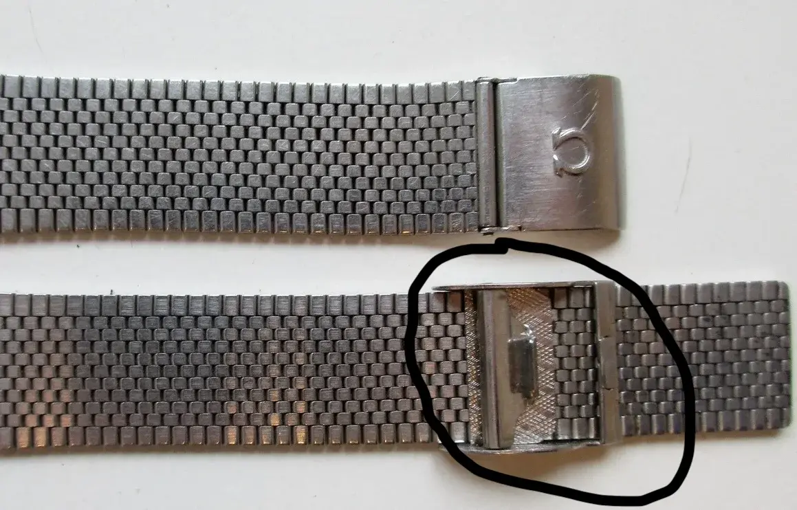 lcd bracelet missing bottom .webp