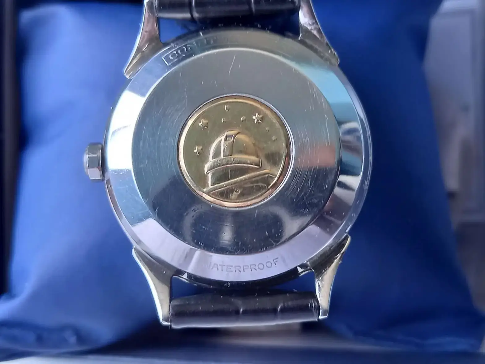 Latest back of watch.webp Latest back of watch.webp