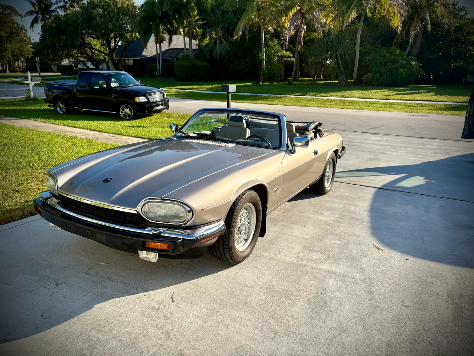 XJS-Day1.webp
