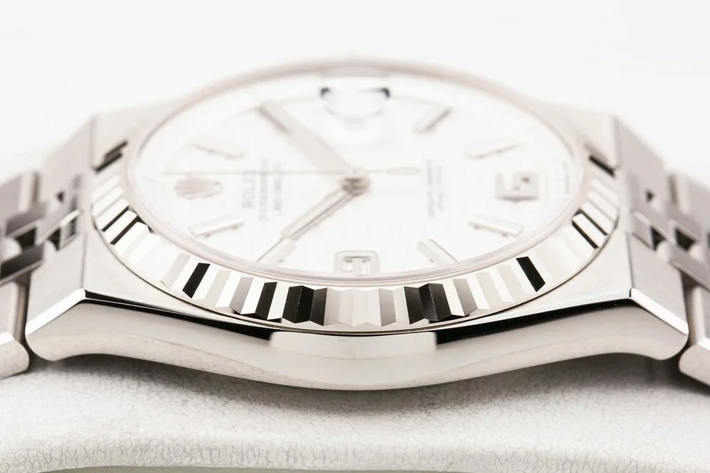 55546622018_33494c943a_b.webp