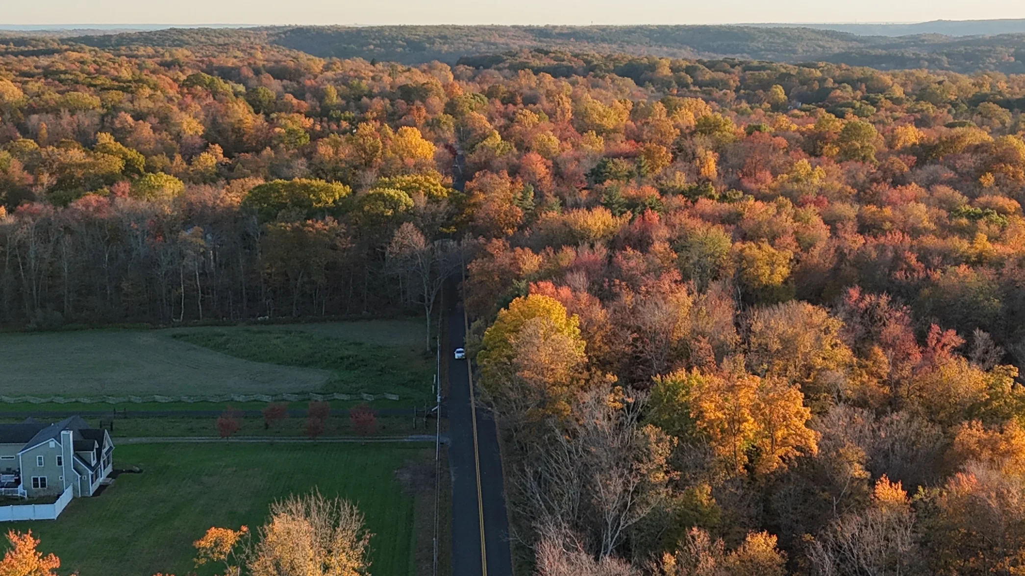 dji_fly_20261022_172836_0041_1792867764114_photo_beautify.webp