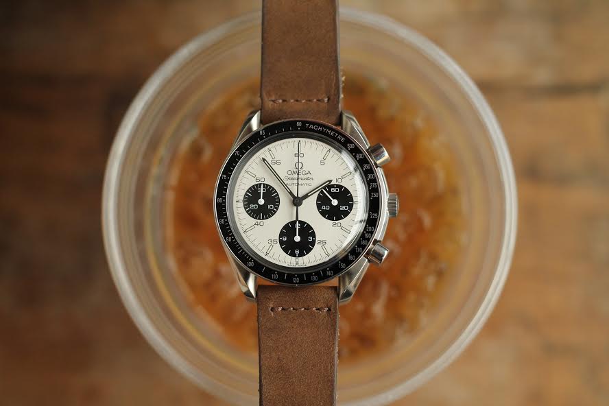 omega speedmaster marui panda