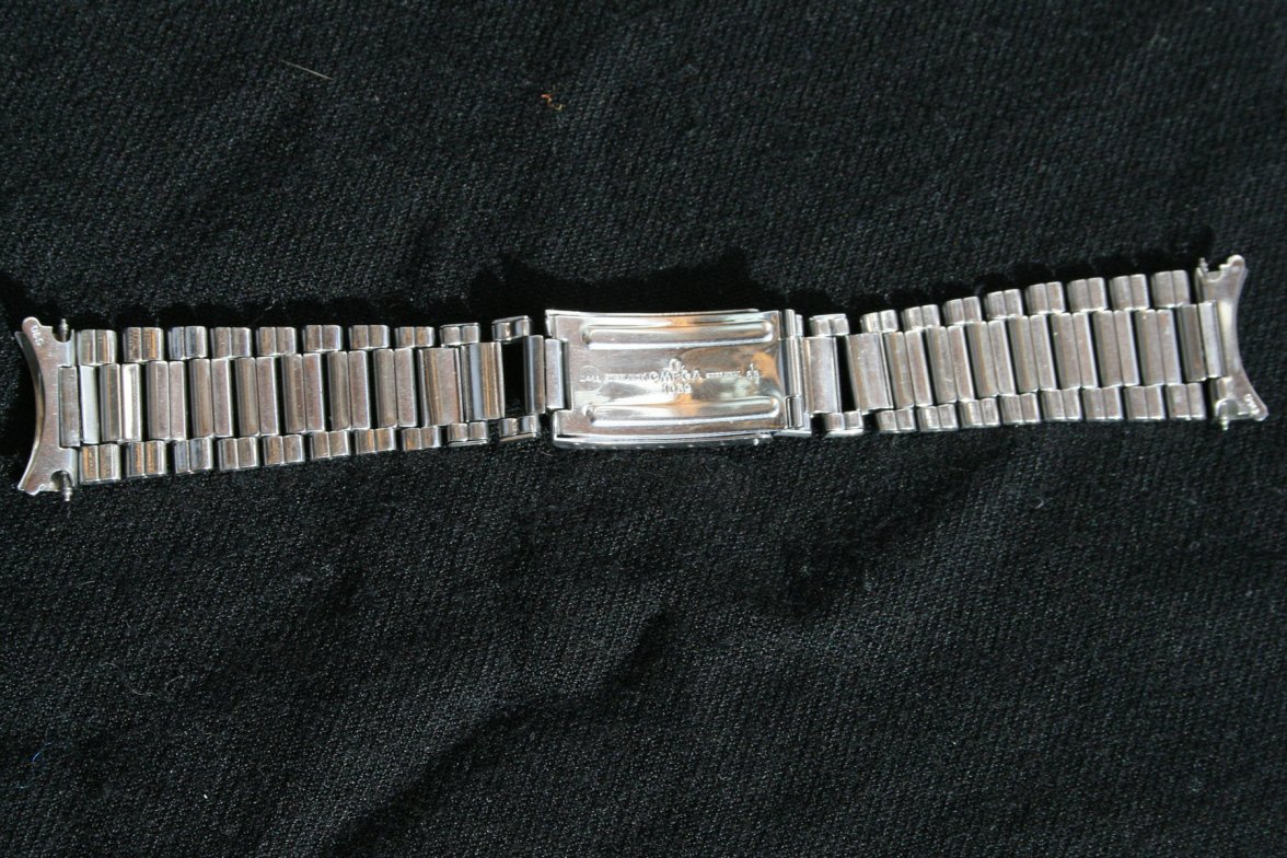 omega 1039 bracelet