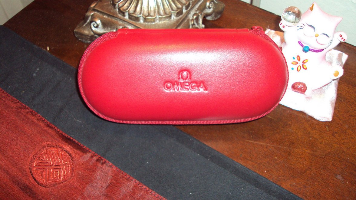 omega travel pouch.jpg