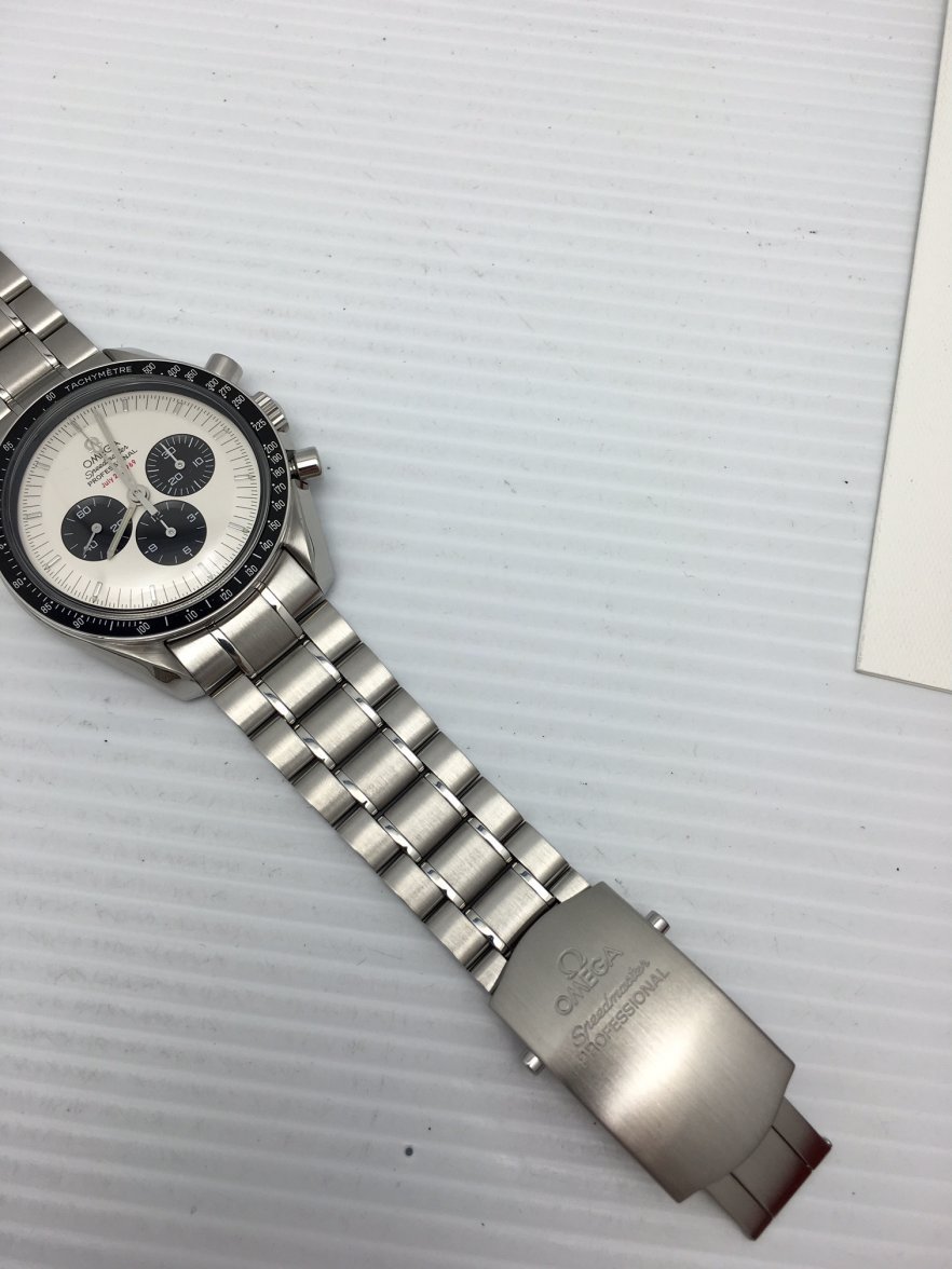 Omega Speedmaster Apollo 35th 7.jpg