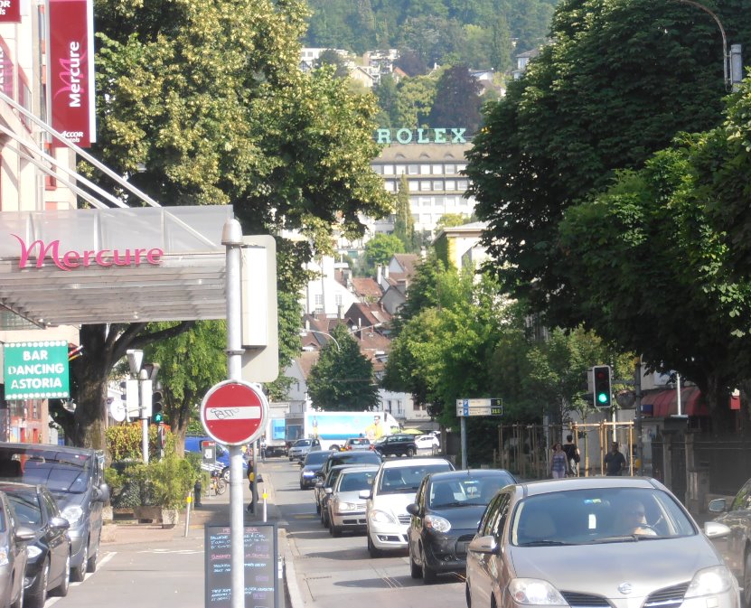 A15 Rolex factory from Oberer Quai intersection.jpg