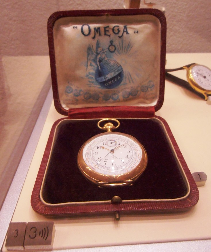 B10 case 3 watch no 1.jpg