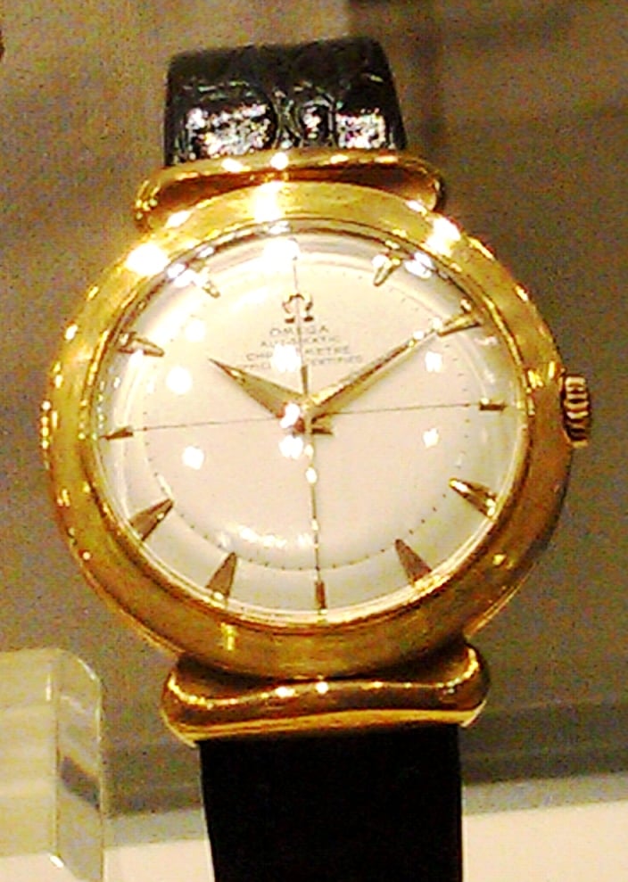 B20 case 6 centenaries watch no 6 with hooded lug.jpg