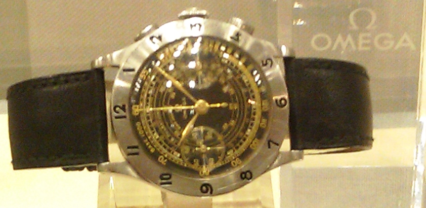 B42 case 13 Telemetre and subseconds watch no 3 SS telemetre.jpg