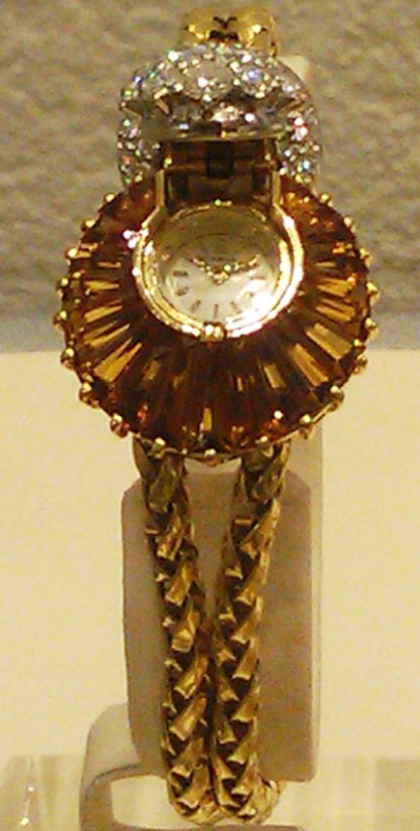 B50 case 16 Later days jewellery watches for ladies watch no 3 brown diamonds.jpg