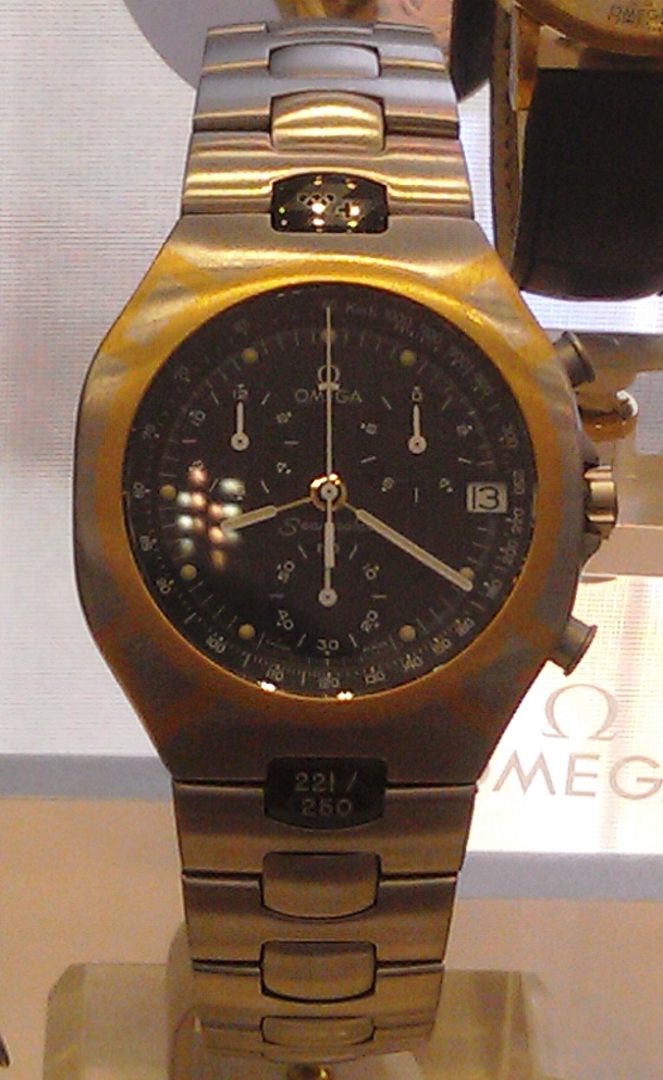 C9 case 44 Olympic theme watches no 2 Seamaster Titane.jpg