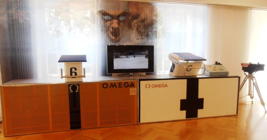 C27 timing equipment walls 2.jpg