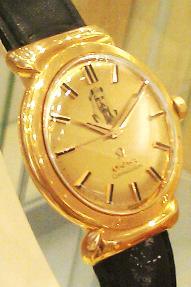 E24 Case 90 Saudi ibn Saud dial gold Grand Luxe Constellation watch.jpg