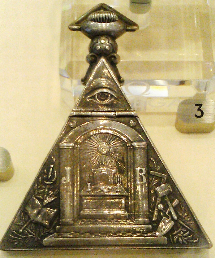 E33 Case 92 Official Secret society Masonic pocket watch 2.jpg