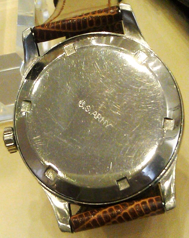 E40 Case 94 Official US Army watch case back.jpg