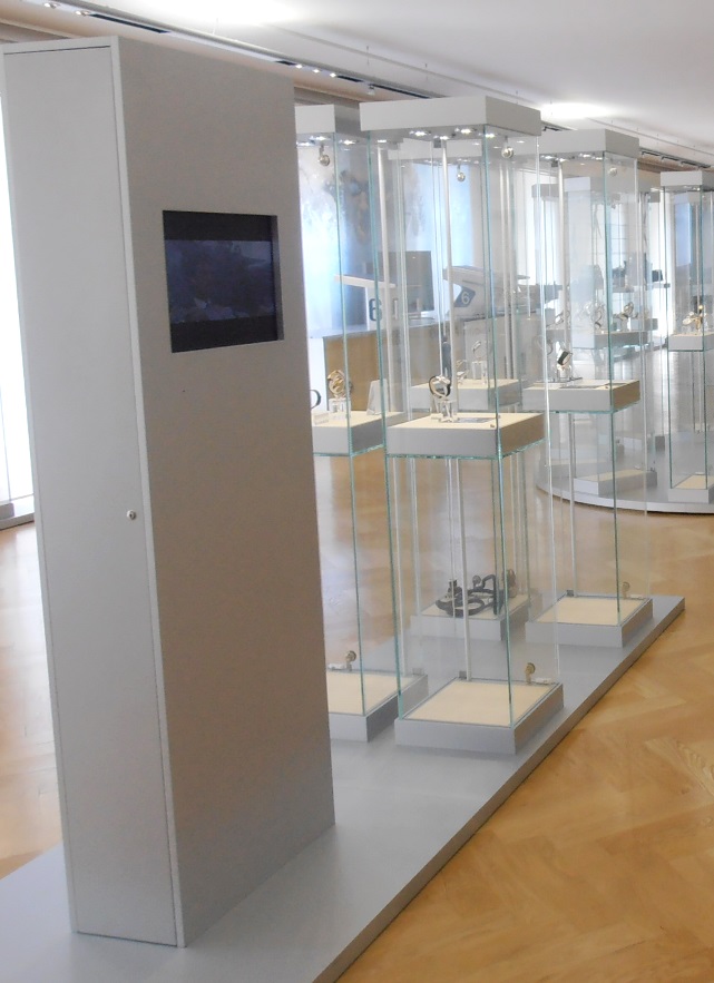 E10 movies watch block.jpg