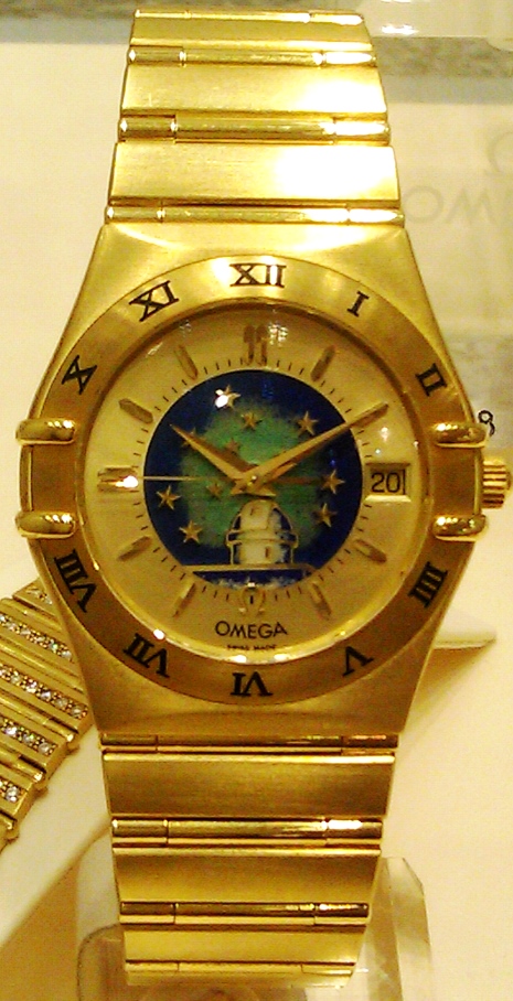 F54 Double claw Connie all gold 3rd gen Cloissone dial watch.jpg