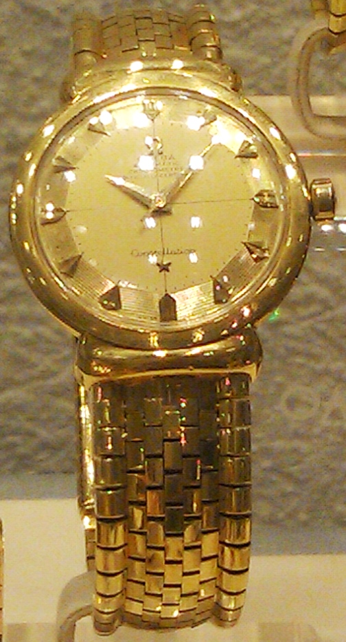 F4 Yellow Gold Connie Grand Luxe brick bracelet.jpg