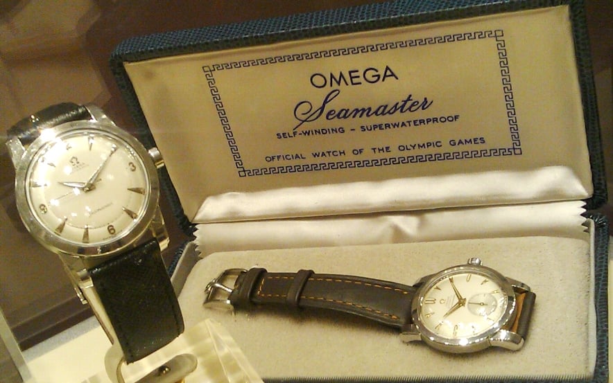 G9 Case 68 Seamaster shark tooth markers central and sub second.jpg