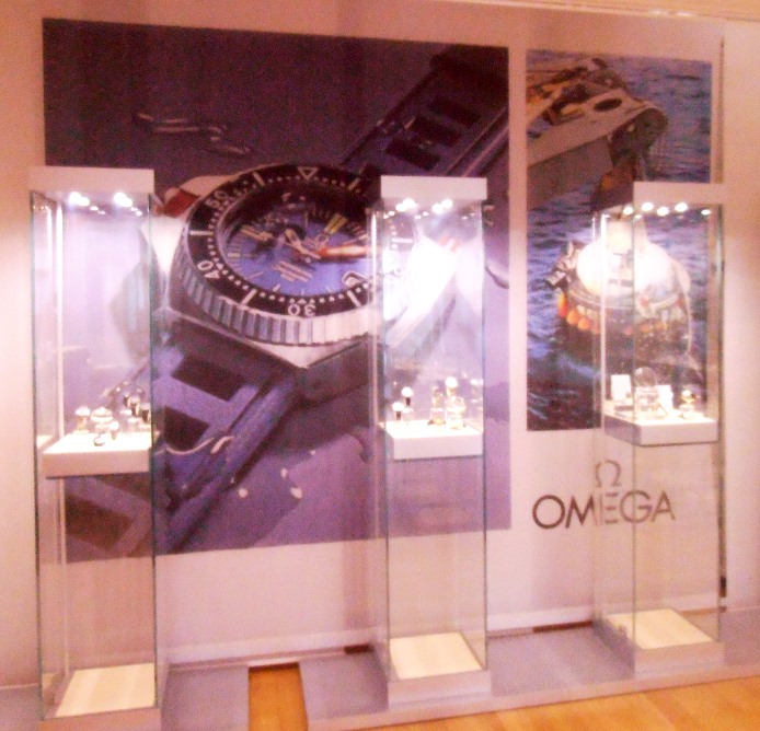 G30 Diver Seamaster wall.jpg