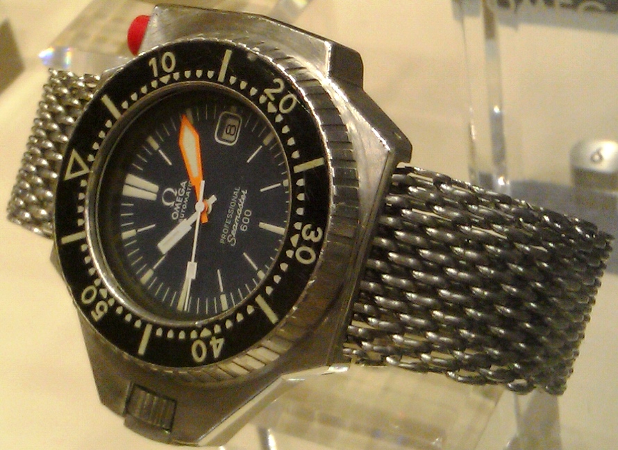 G49 Case 74 1970s Diver Seamaster original Ploprof 600.jpg