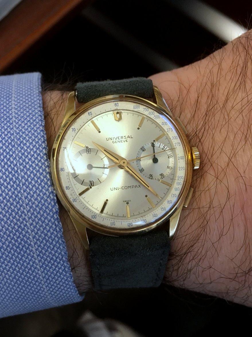 Universal Geneve Uni-Compax V22.JPG