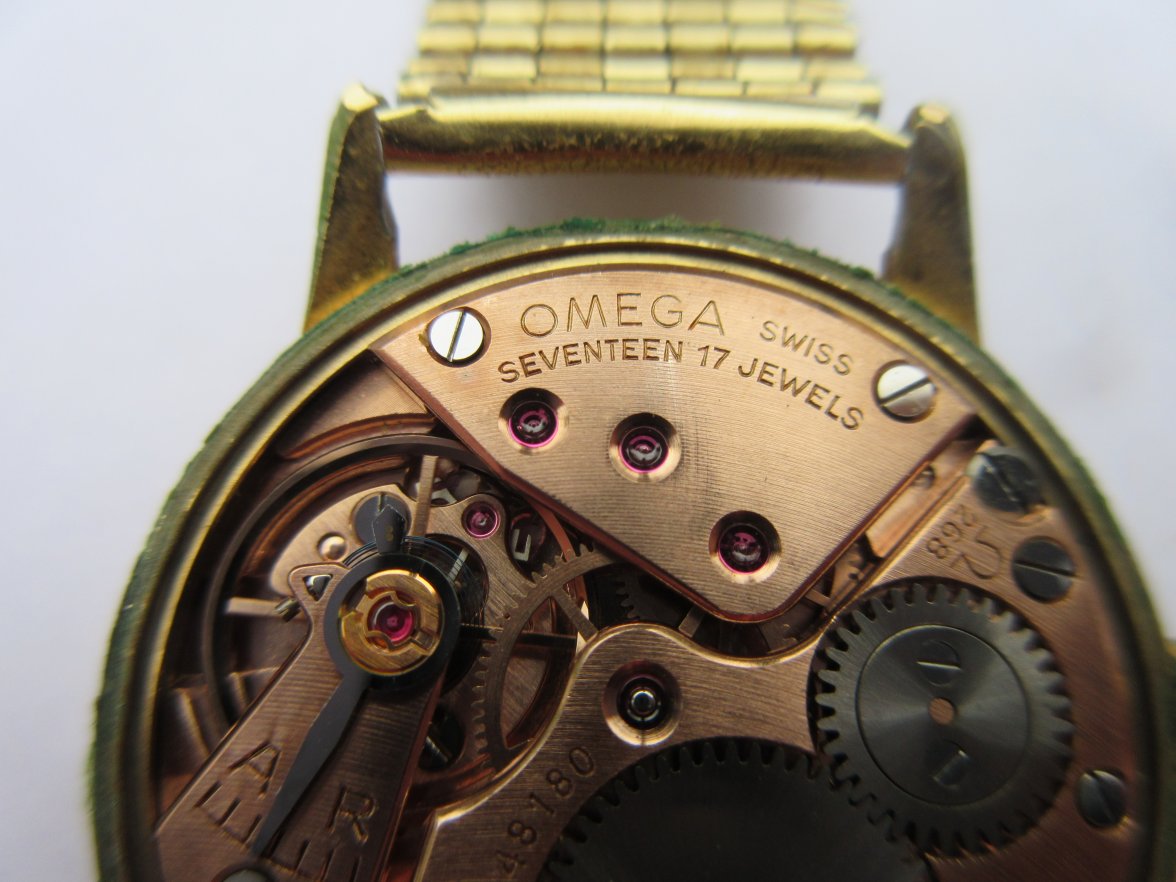 Watch gold Omega 05.JPG