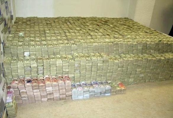 Stack of Money!.jpg