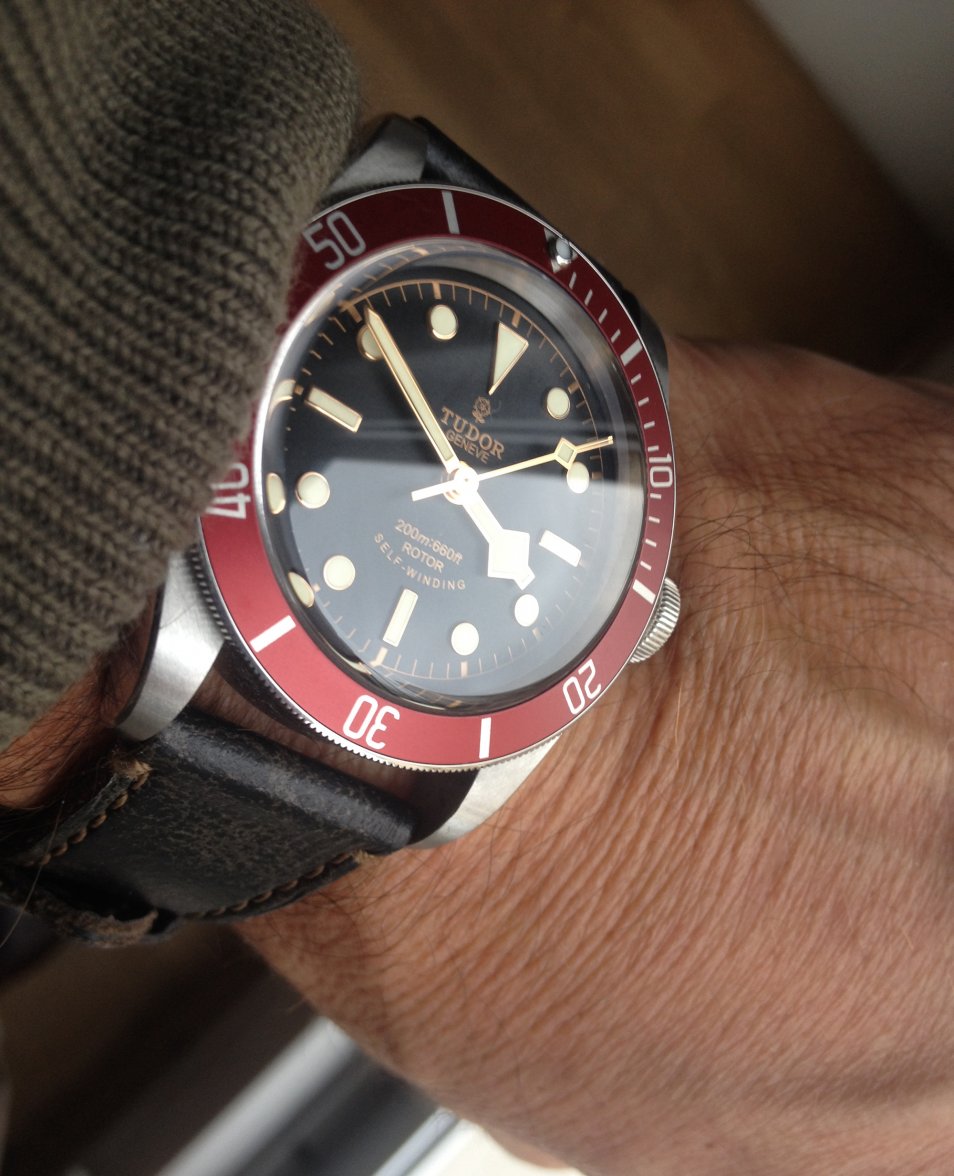 TUDOR-BB-RED.jpg