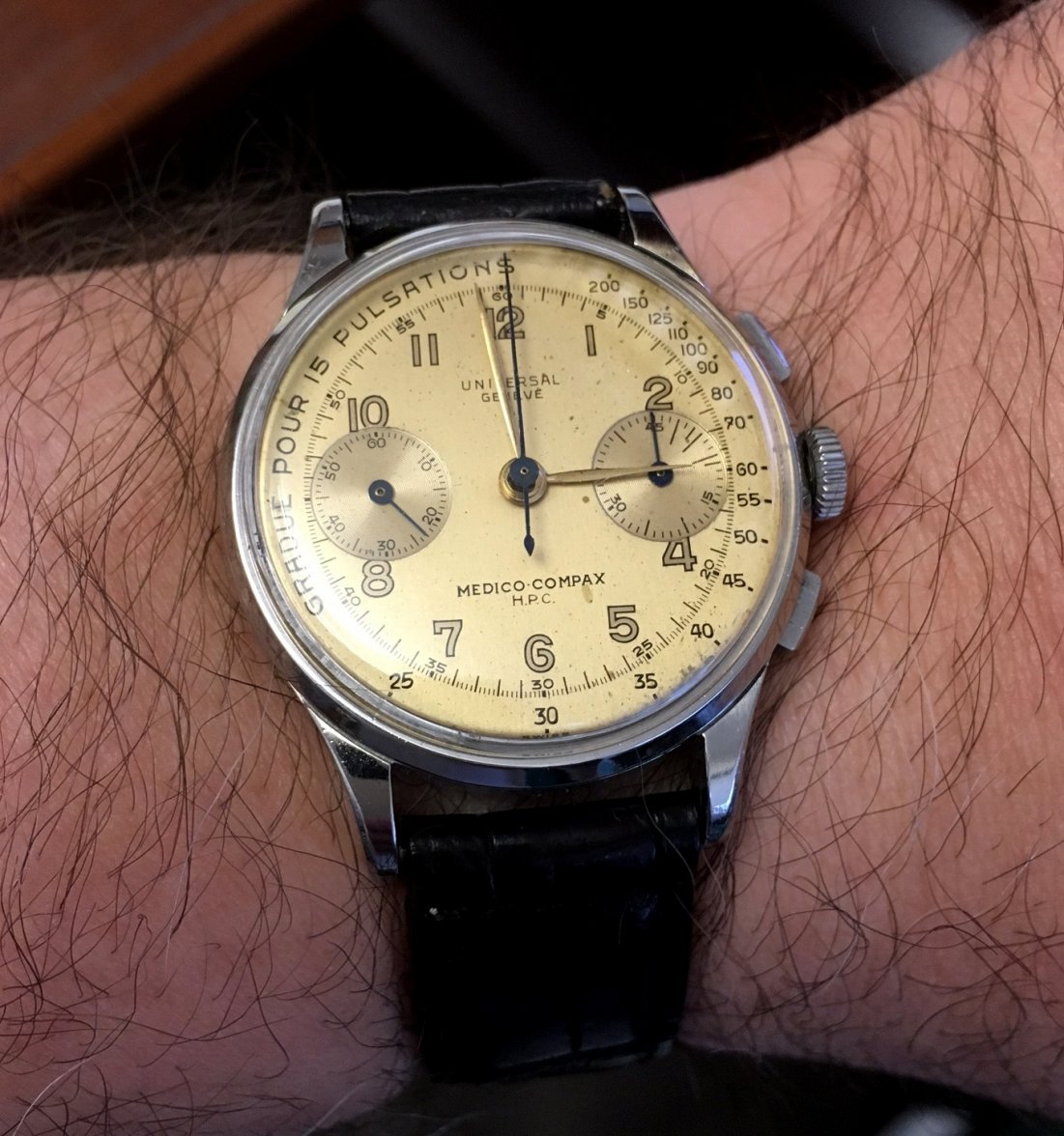 Universal Geneve Medico-Compax HPC.JPG