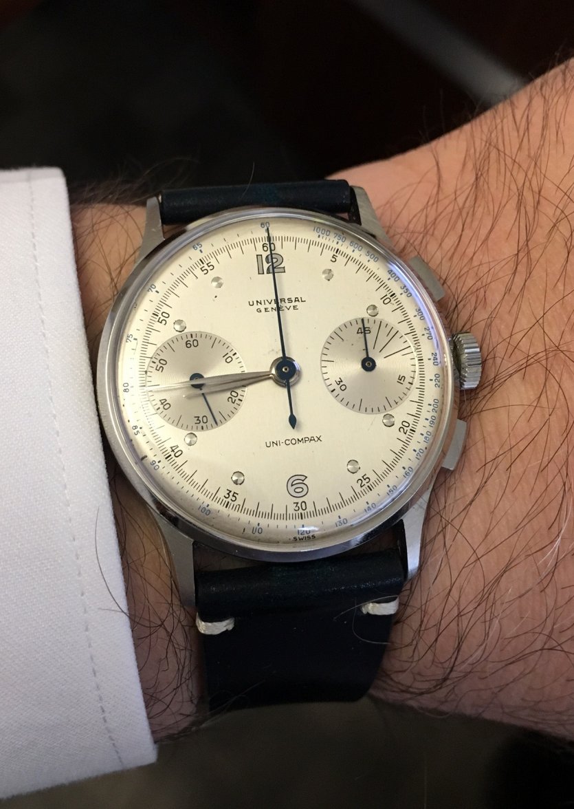 Universal Geneve Uni-Compax steel small 2.JPG