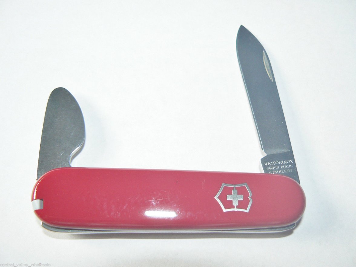 Red Victorinox 2.jpg