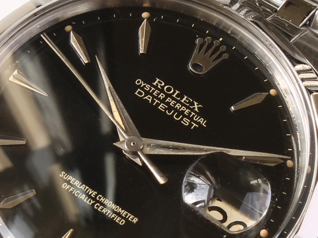Gilt_dial.jpg