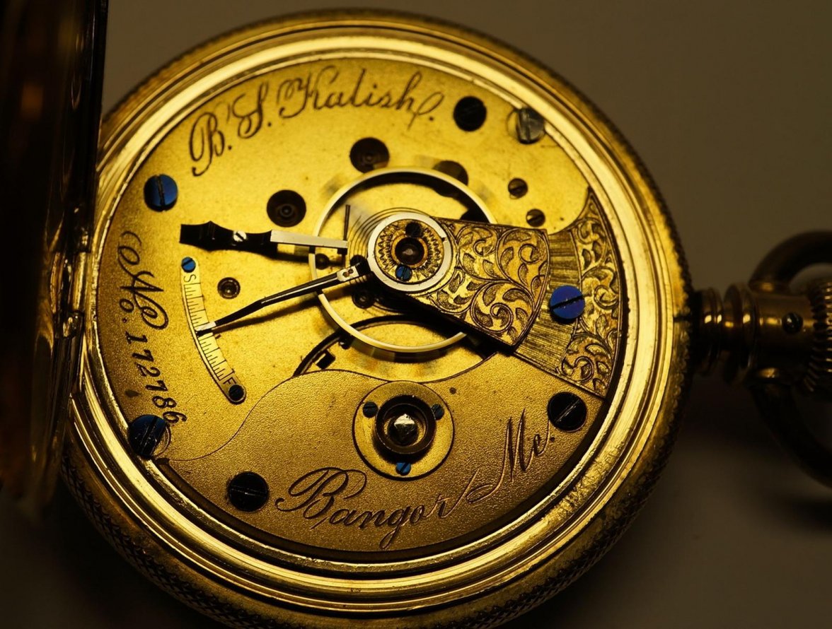 Illinois  Model 3 Columbia grade non-jewelled 5th pinion Transitional circa 1881.jpg