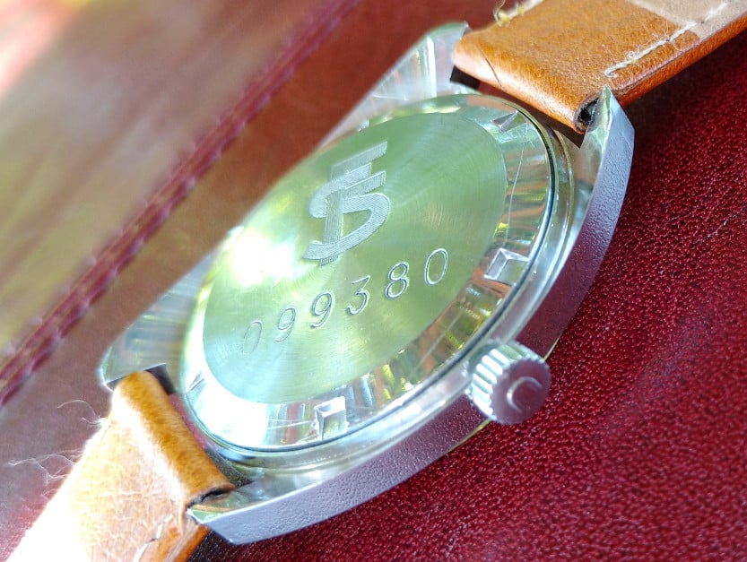 ug111111.jpg ug111111.jpg