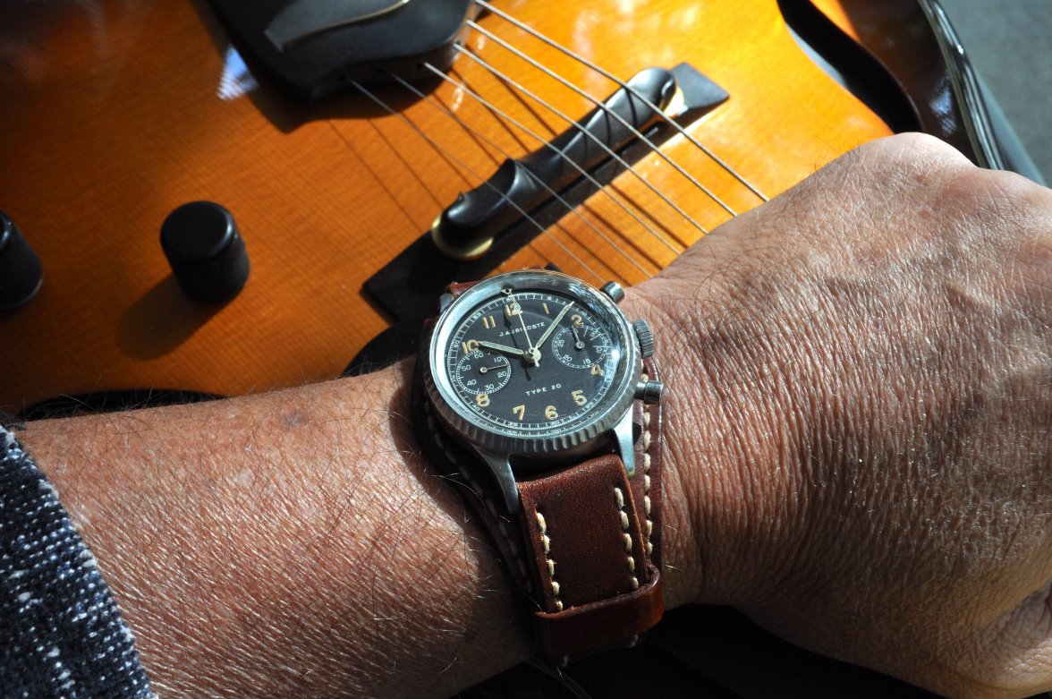 Auricoste and guitar.jpg