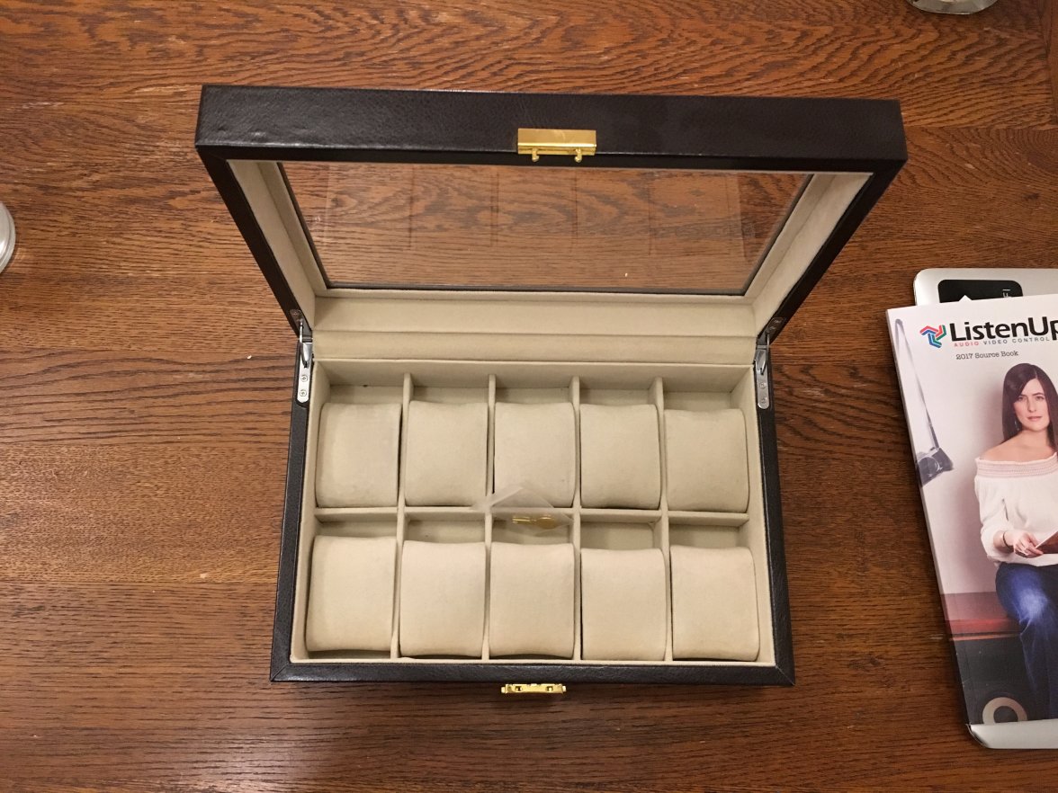 SOLD 10 Watch Display Case Near Mint Condition Omega Forums