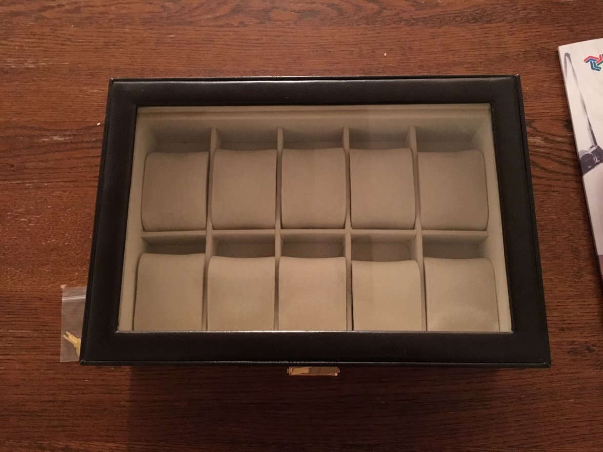 SOLD 10 Watch Display Case Near Mint Condition Omega Forums