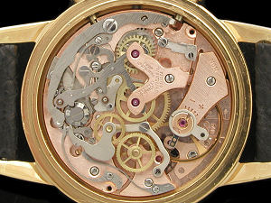 universal-geneve-compax_triple_register_venus_chronograph_movement.jpg